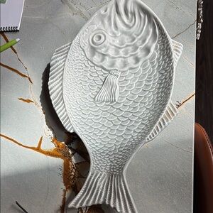 Olfaire Fish-Shaped Ceramic Platter
